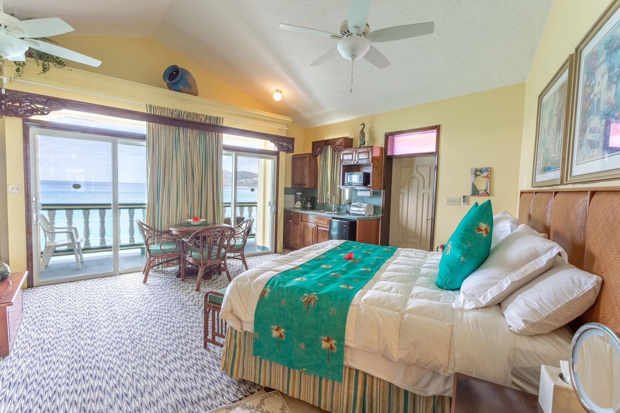 Sebastian'S On The Beach Hotel Freshwater Pond Exterior foto