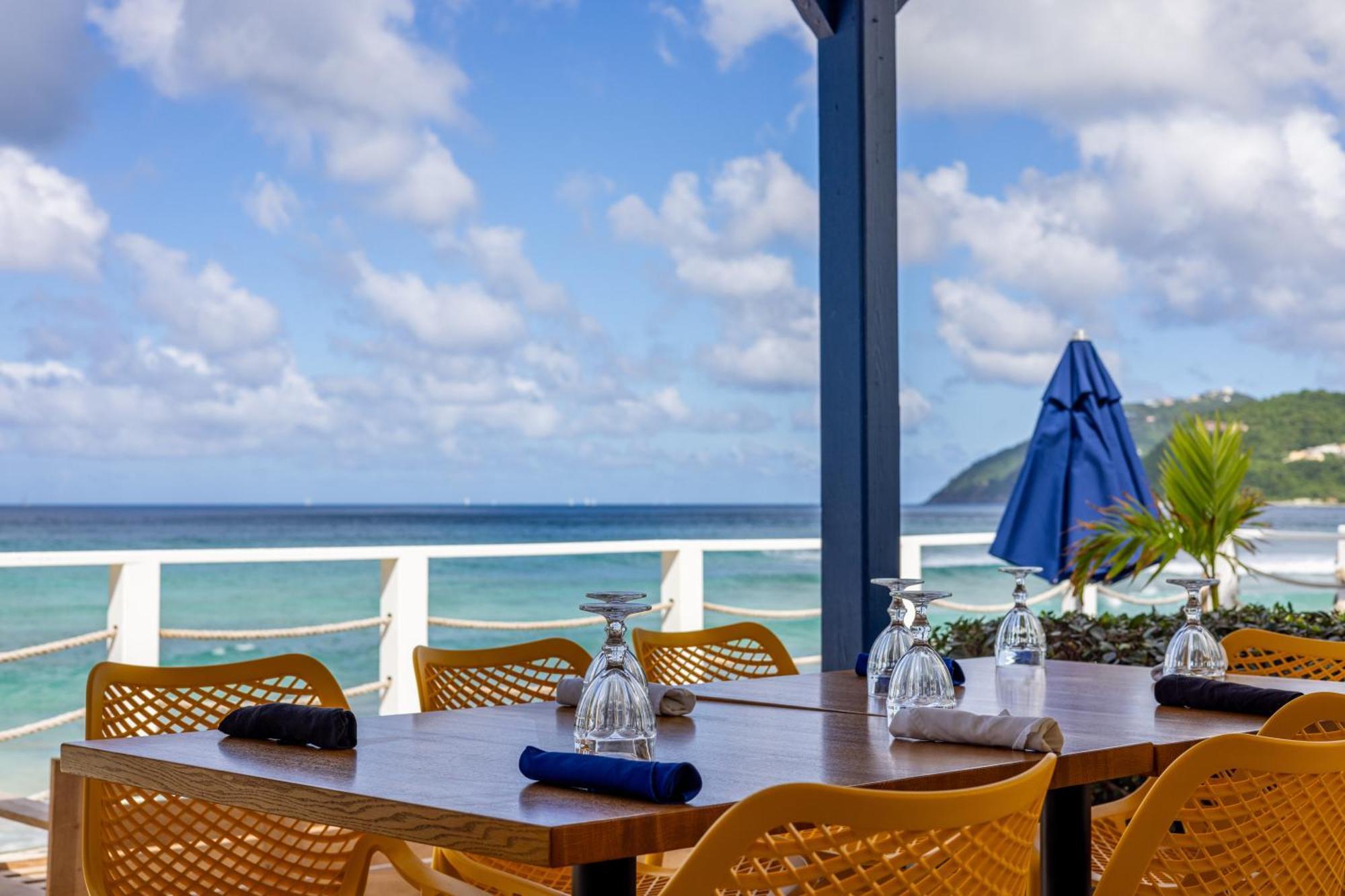 Sebastian'S On The Beach Hotel Freshwater Pond Exterior foto